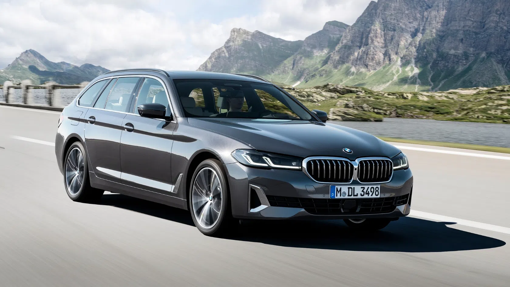 BMW Série 5 Touring em cinzento